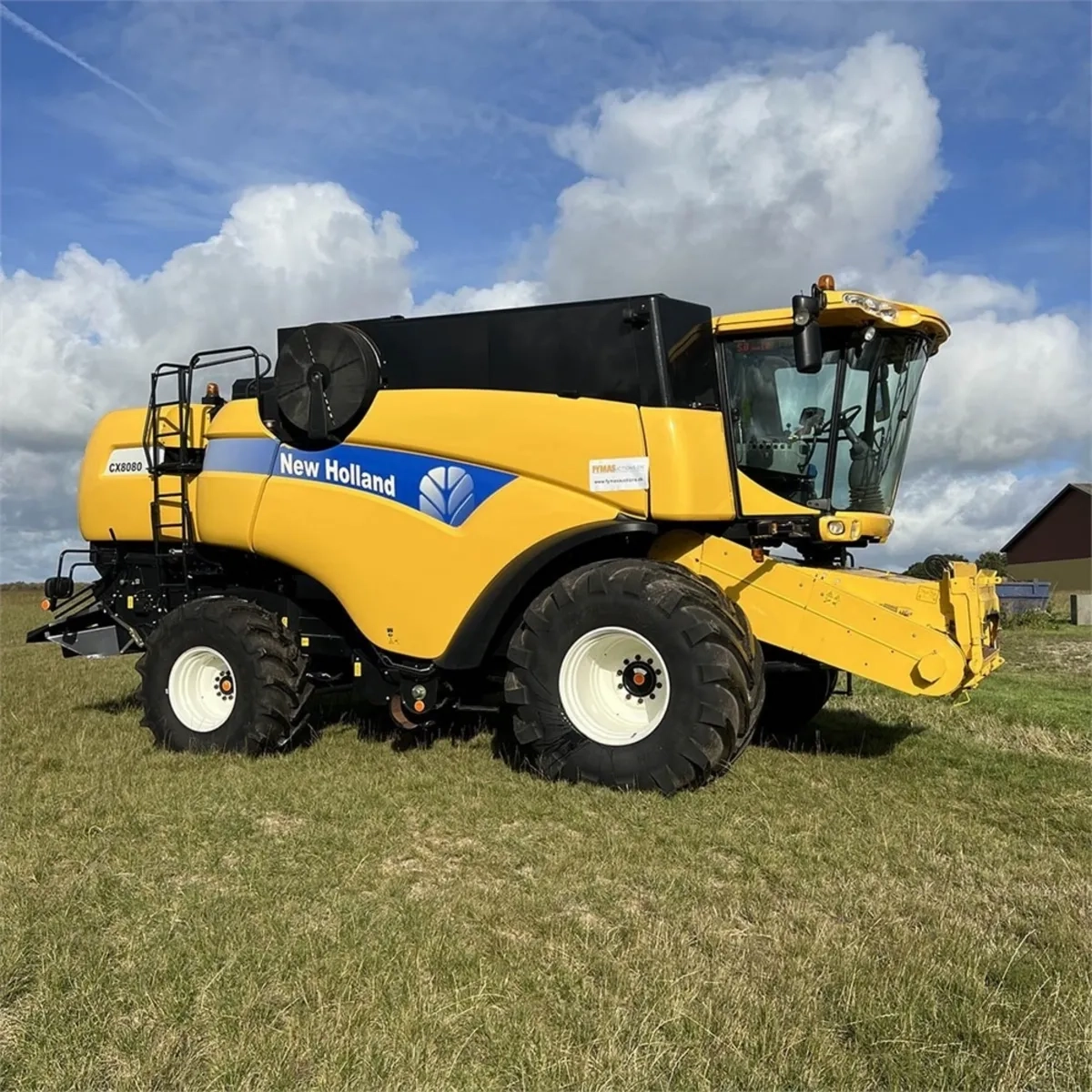 Скло для комбайна New Holland CX8080